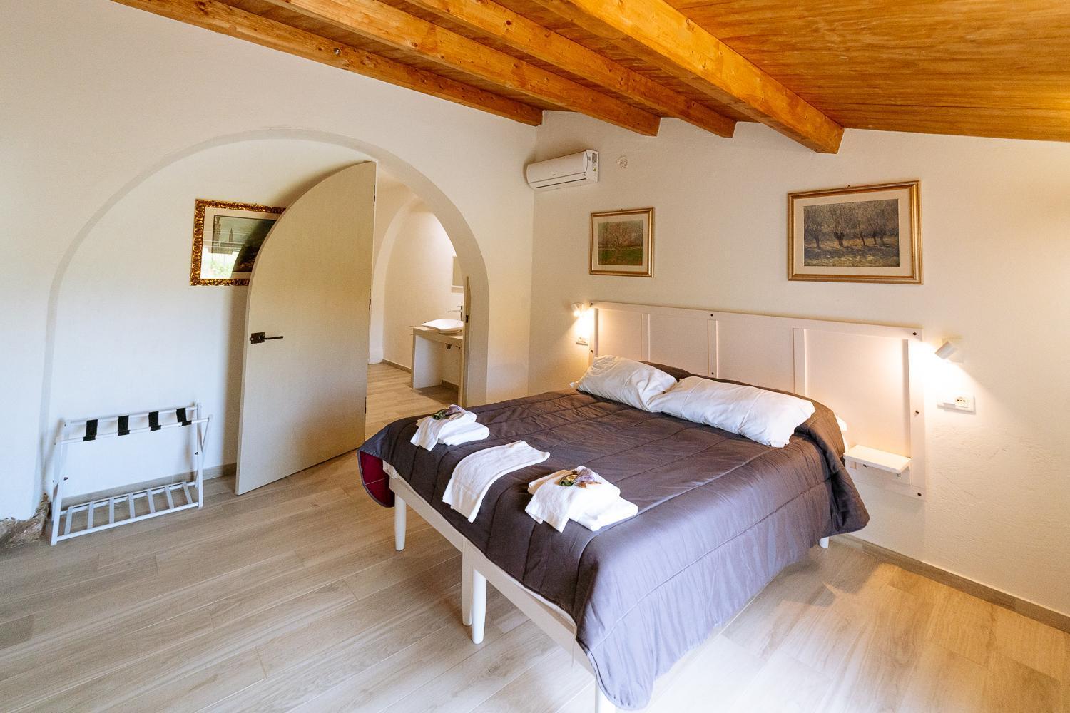Agriturismo Bio Podere 109 - Wine&Food อัลเบเรเซ ภายนอก รูปภาพ