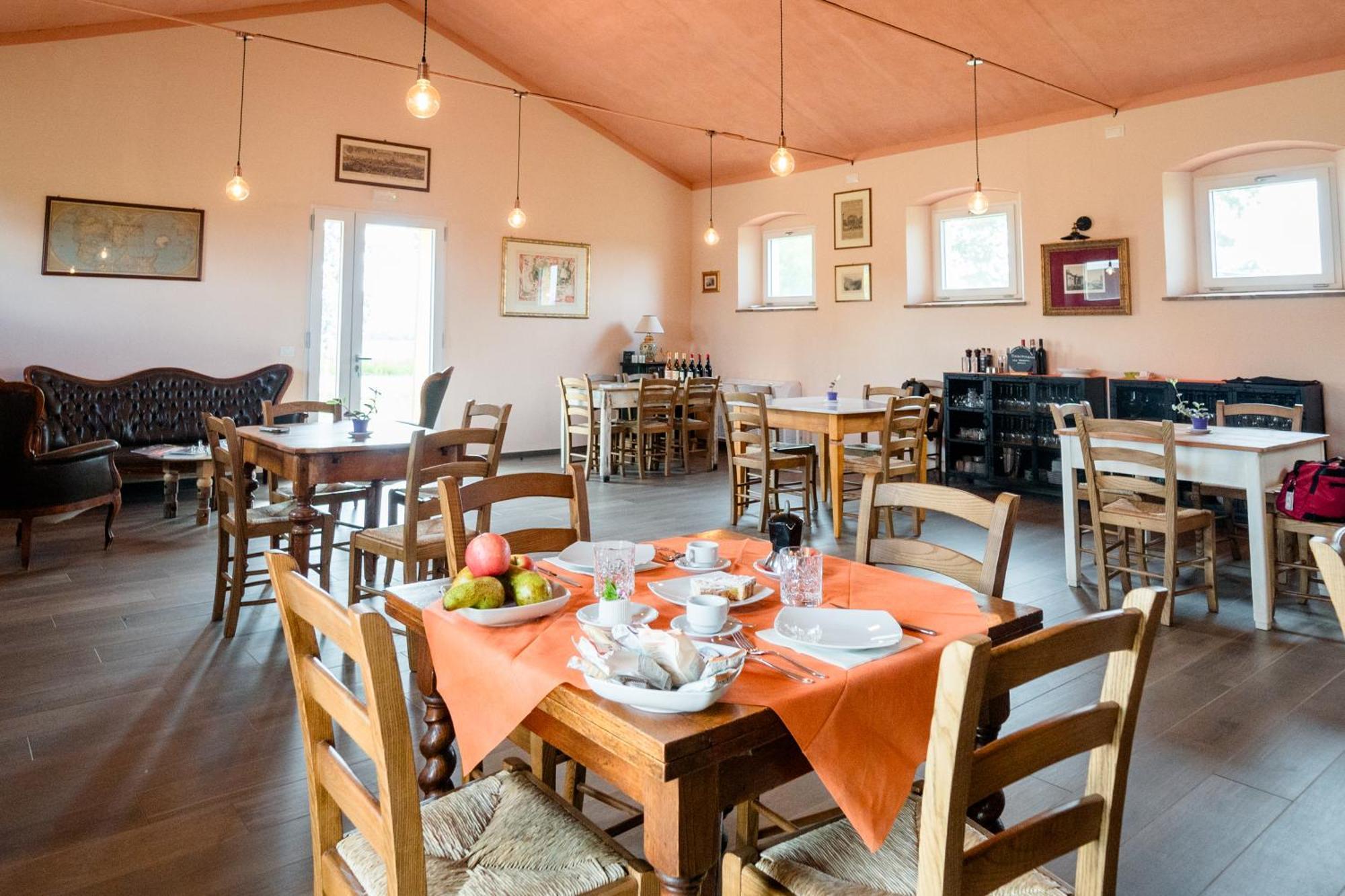 Agriturismo Bio Podere 109 - Wine&Food อัลเบเรเซ ภายนอก รูปภาพ