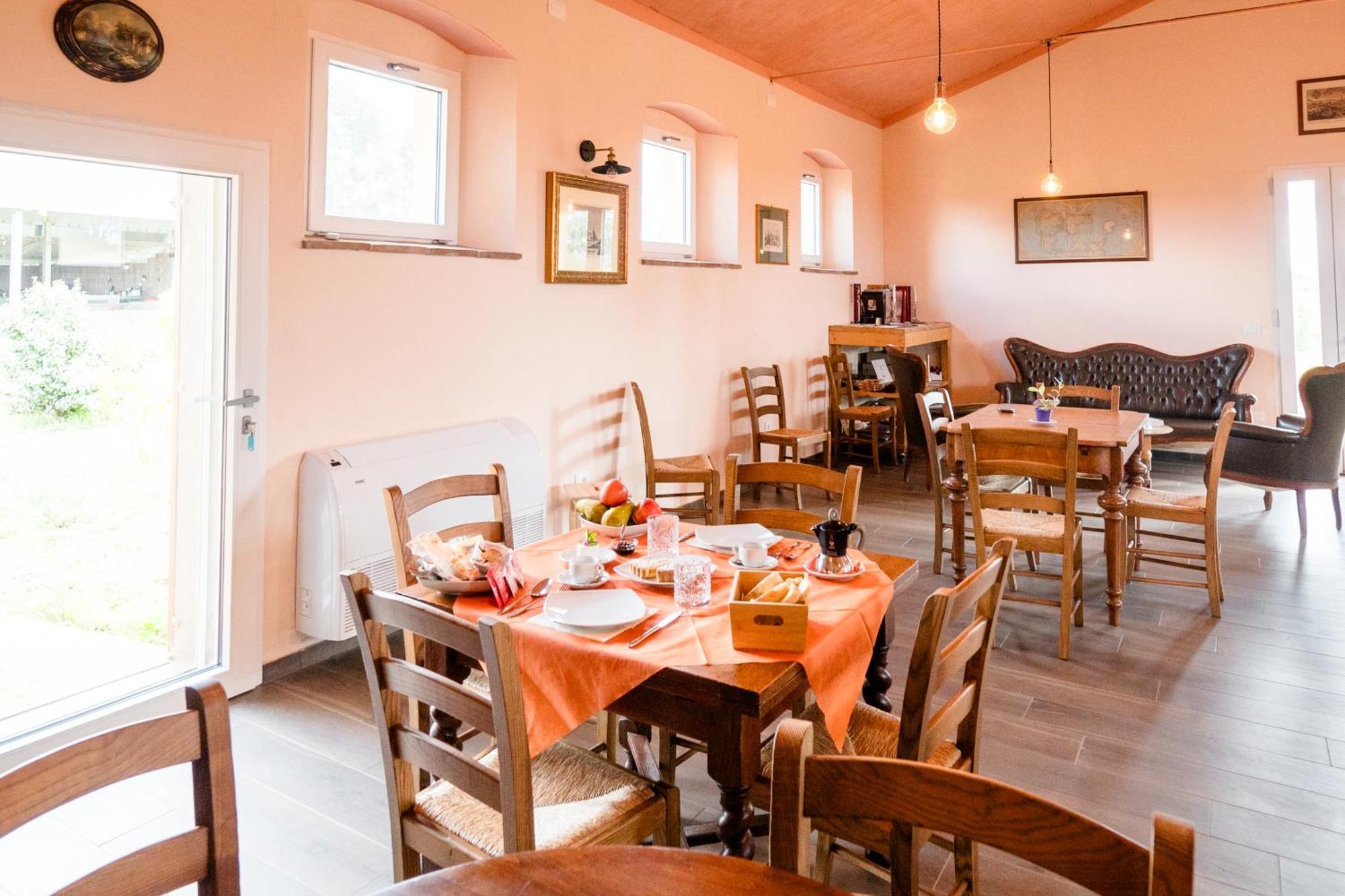 Agriturismo Bio Podere 109 - Wine&Food อัลเบเรเซ ภายนอก รูปภาพ
