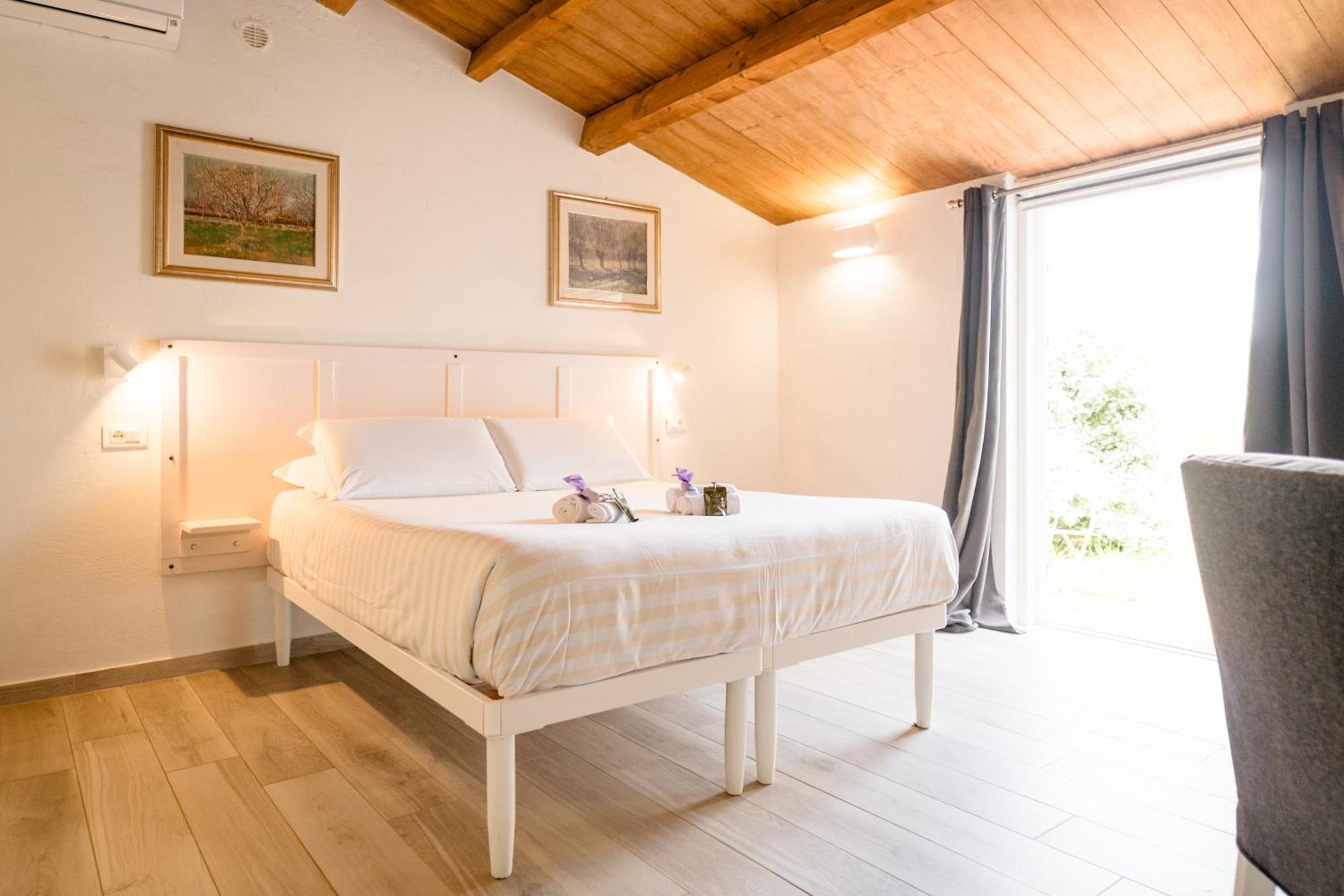 Agriturismo Bio Podere 109 - Wine&Food อัลเบเรเซ ภายนอก รูปภาพ
